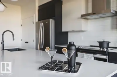 Interior photo 3 of 163 GARNEAU GA