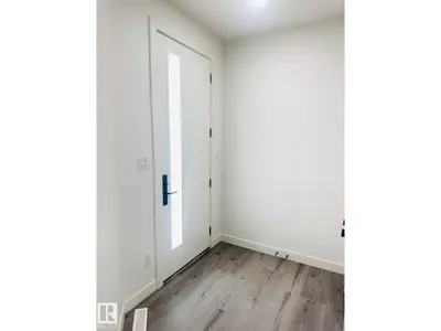 Interior photo 1 of 3906 41 AV