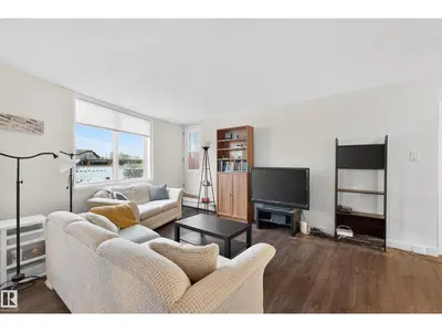 Interior photo 1 of #602 9916 113 ST NW