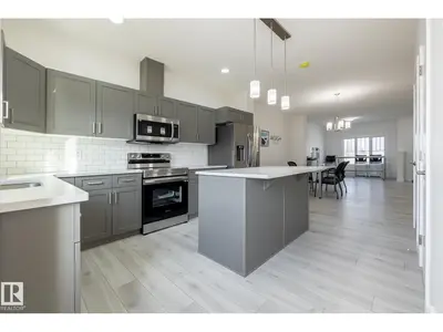 Interior photo 4 of 35 Renwyck PL