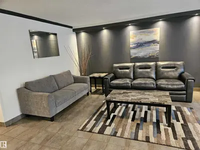 Interior photo 2 of #1403 9816 112 ST NW