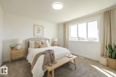 Interior photo 3 of 41 Renwyck PL