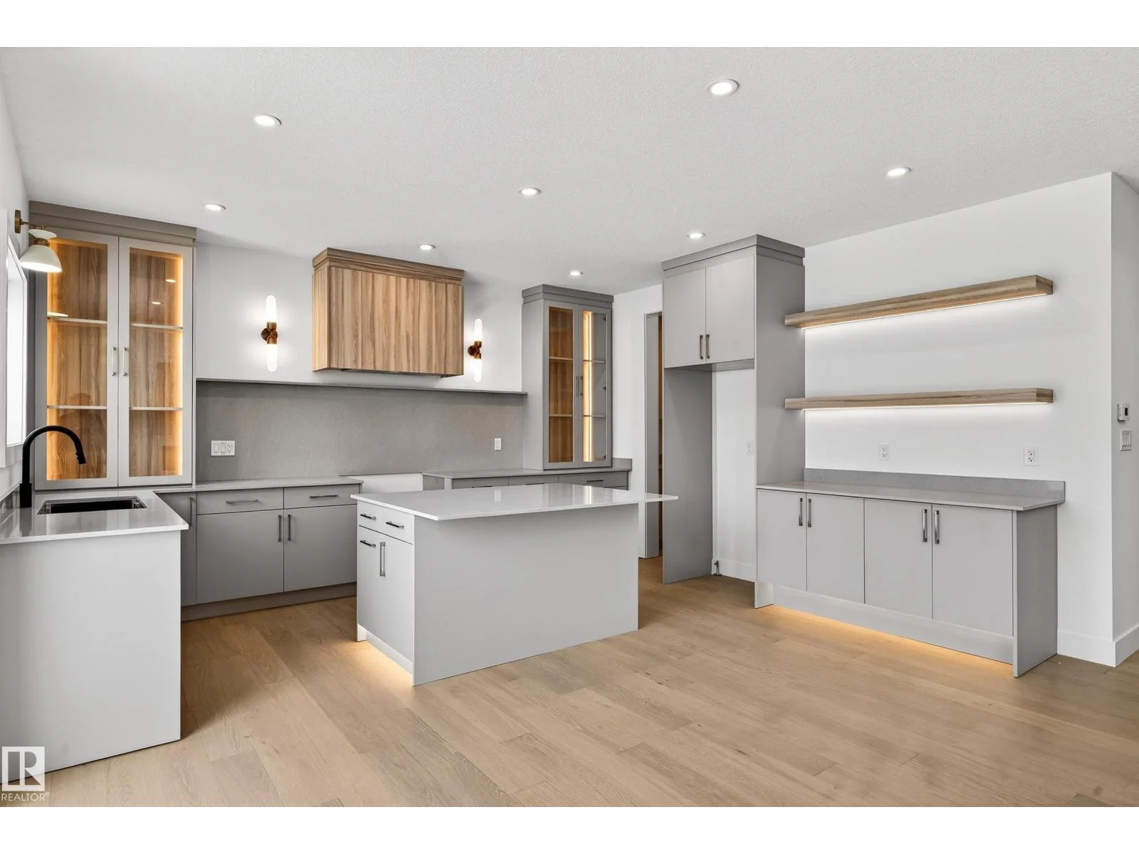 82 Baker ST, Ardrossan - 4 bedroom House for sale