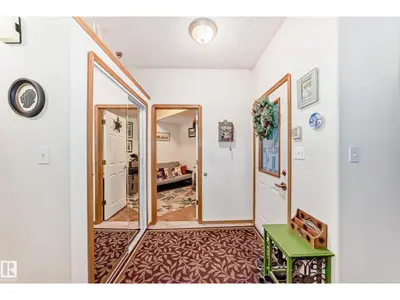 Interior photo 4 of 14 LINKSIDE PL