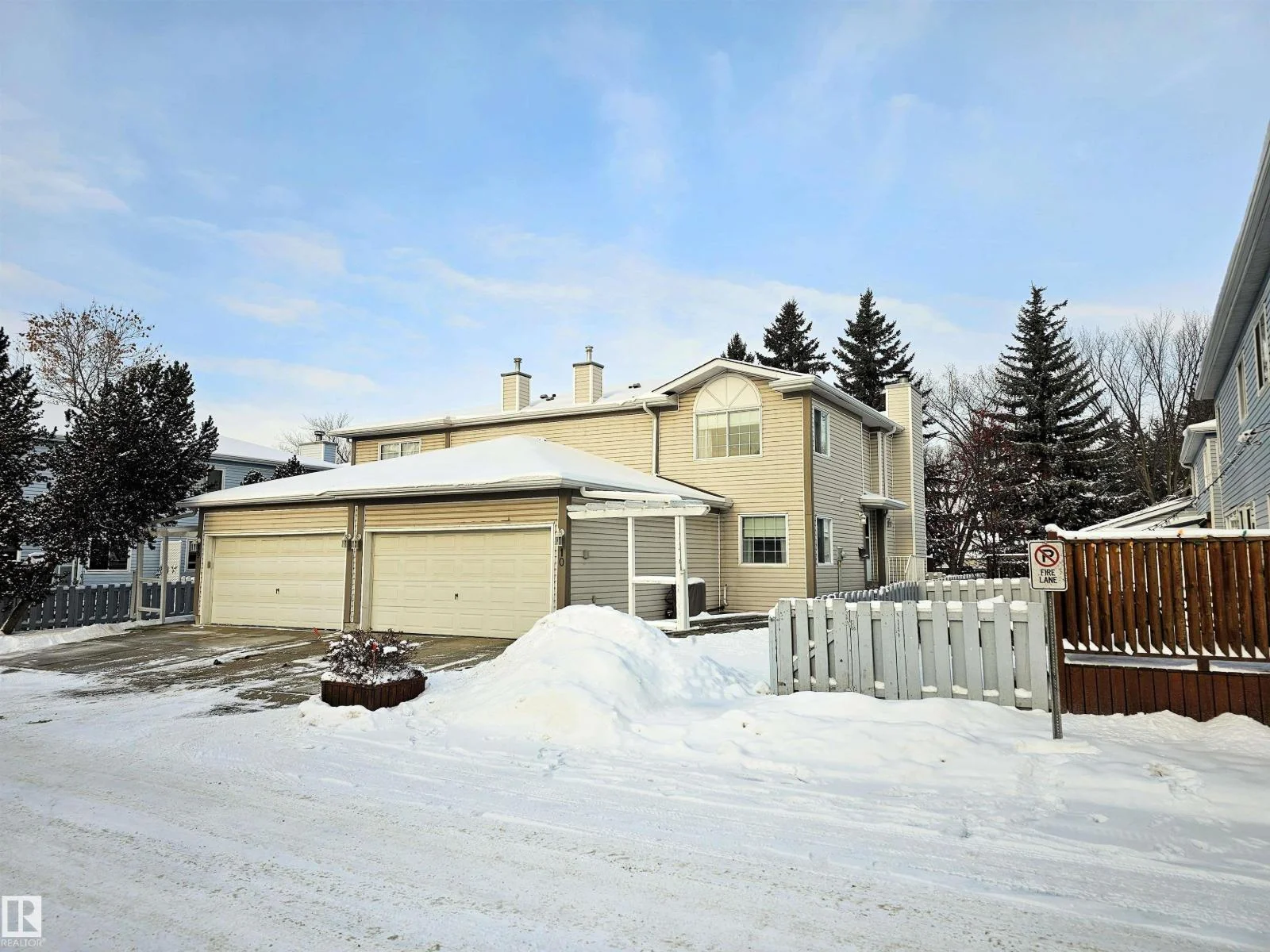 #10 35 GARDEN RD, St. Albert - 4 bedroom Townhouse for sale