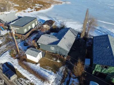 Interior photo 1 of 6818 50 AV