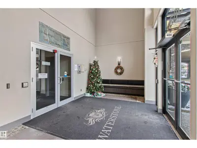 Interior photo 4 of #425 6083 Maynard WY E NW