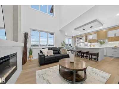 Interior photo 3 of 208 Crystal Creek Drive