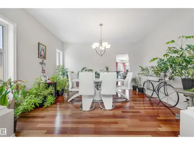 Interior photo 4 of 20524 58 AV NW