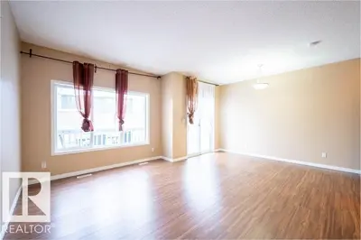 Interior photo 4 of 3117 ARTHURS CR SW