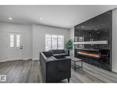 Interior photo 4 of 9831 107A Avenue