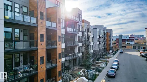 #100 10531 117 ST NW, Edmonton - $225,000