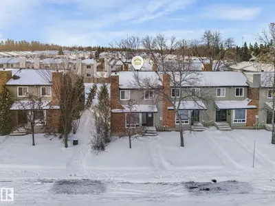 Interior photo 3 of 11811 32A AV NW