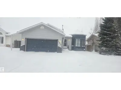 Interior photo 1 of 16815 91 ST NW