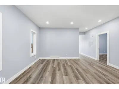 Interior photo 3 of 829 MORRIS AV