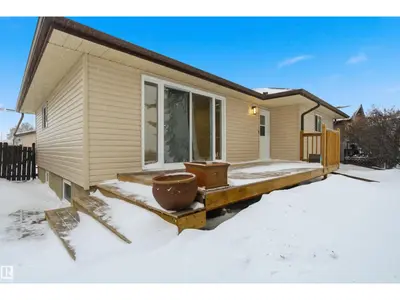 Interior photo 3 of 5711 95 AV NW