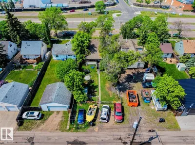 Interior photo 4 of 12219 107 ST NW