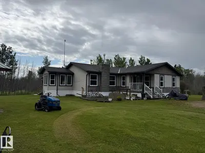 Interior photo 1 of 56509 HWY 32