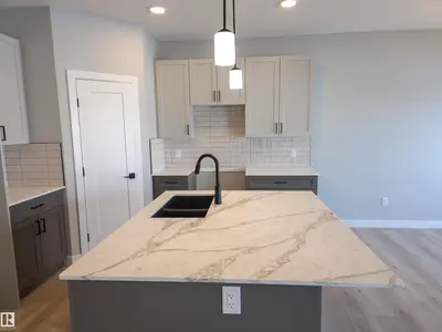 Interior photo 4 of 169 CALEDON CR