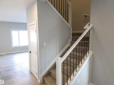 Interior photo 2 of 169 CALEDON CR