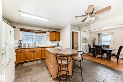 Interior photo 3 of 44 Garden RD