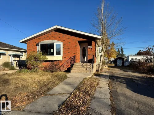 5209 51 ST, Andrew - $154,900