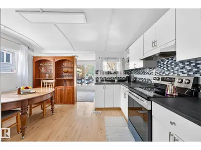 Interior photo 4 of 11928 68 ST NW