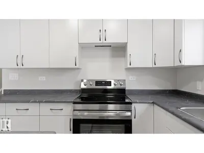 Interior photo 4 of 98 HEATHERGLEN CR