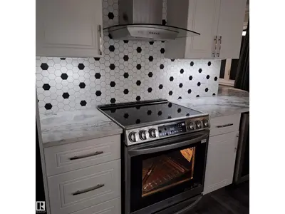 Interior photo 2 of 893 BIRCH AV