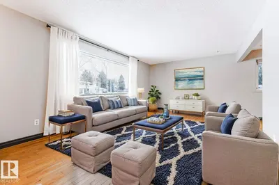 Interior photo 1 of 37 Apache CR