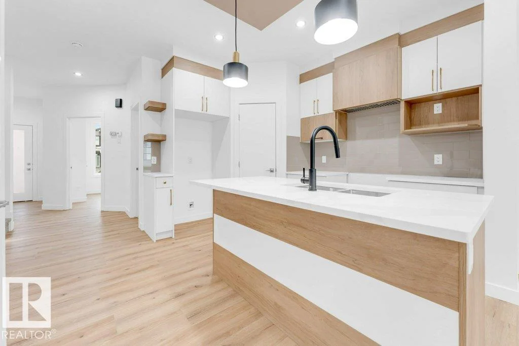 402 Crystal Creek link, Leduc - 5 bedroom Detached Single Family for sale