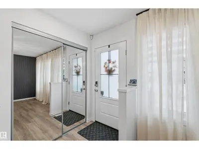 Interior photo 2 of #19 525 SECORD BV NW