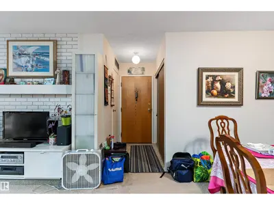 Interior photo 4 of #305 32 ALPINE PL