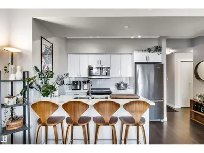 Interior photo 3 of #2503 10410 102 AV NW