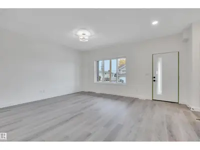 Interior photo 4 of 5001 51 AV