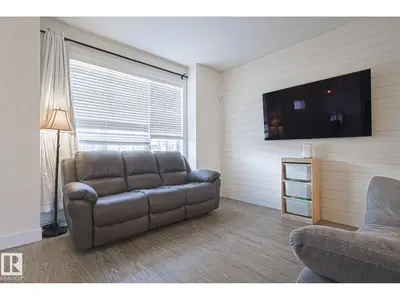 Interior photo 4 of 180 SOUTHFORK DR