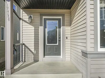 Interior photo 2 of 17724 6 AV SW