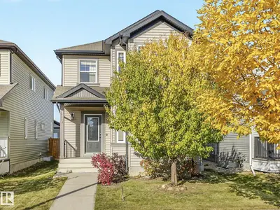 Interior photo 1 of 17724 6 AV SW