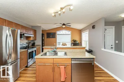 Interior photo 4 of 140 WESTWOOD LN