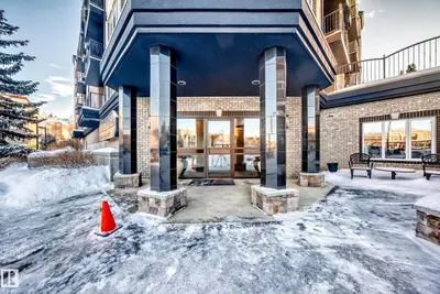 Interior photo 1 of #206 30 ST JOSEPH ST