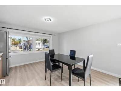 Interior photo 4 of 2 Cliff CR NW