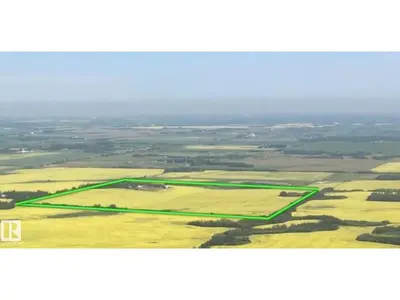 Interior photo 2 of 21203 18 ST NW