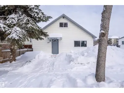 Interior photo 1 of 5107 52 Ave