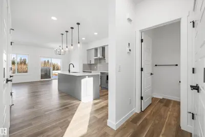 Interior photo 3 of 4180 KINGLET DR NW