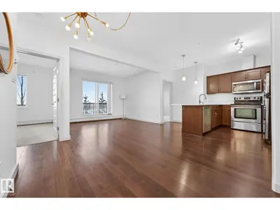 Interior photo 3 of #316 304 AMBLESIDE LINK LI SW