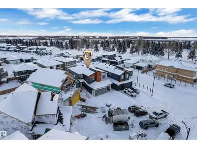 Interior photo 2 of 153 Graybriar DR