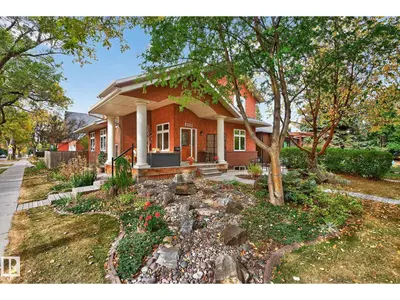 Interior photo 2 of 9302 93 ST NW