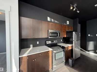 Interior photo 3 of #611 11425 105 AV NW