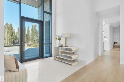 Interior photo 4 of 46 KINGSFORD CR