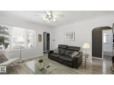 Interior photo 4 of 9831 83 AV NW